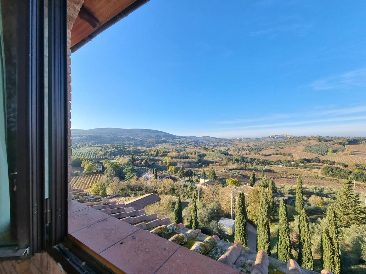 Agriturismo Castello Di Montauto ซานจีมิญญาโน ภายนอก รูปภาพ
