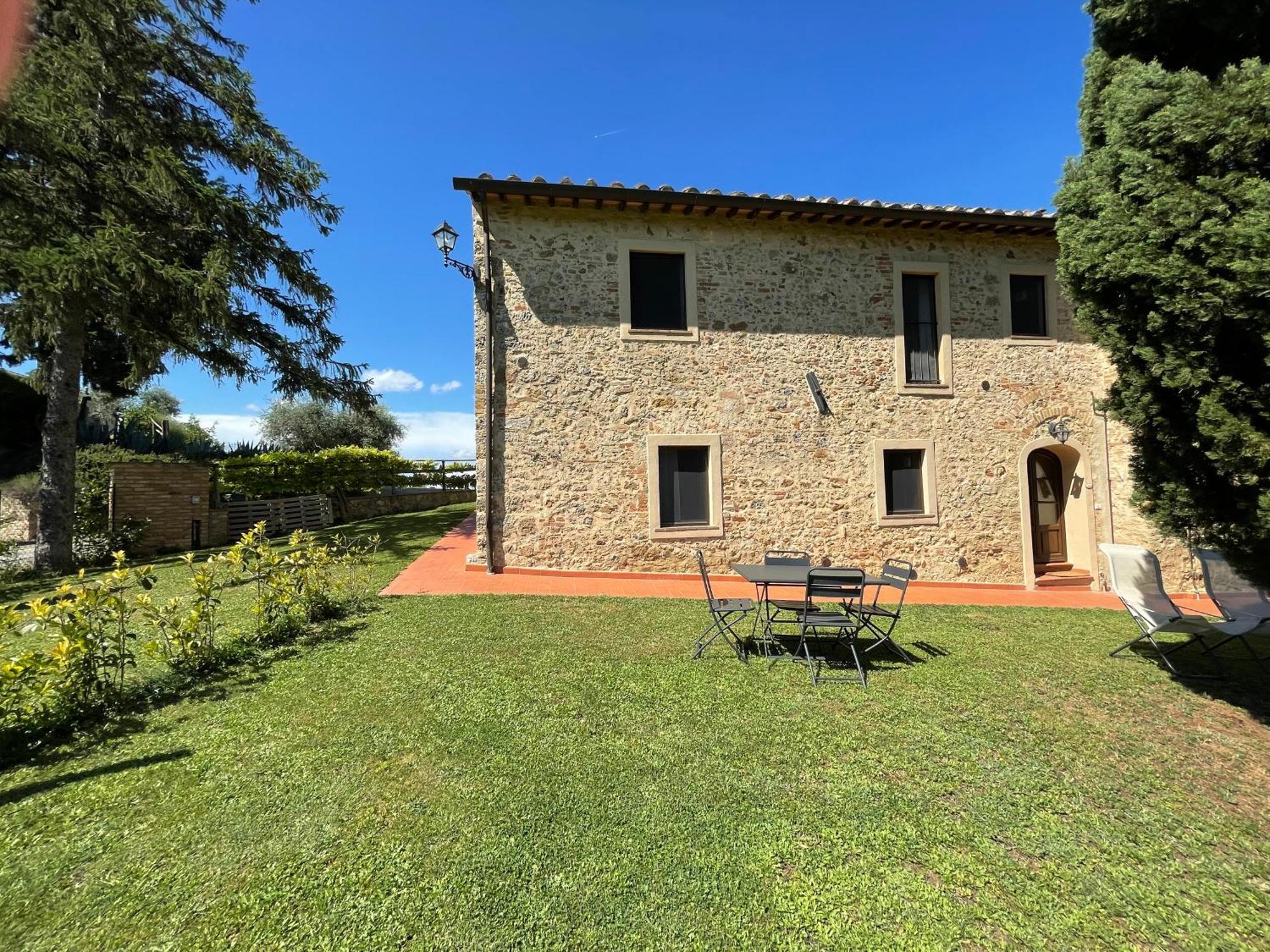 Agriturismo Castello Di Montauto ซานจีมิญญาโน ภายนอก รูปภาพ