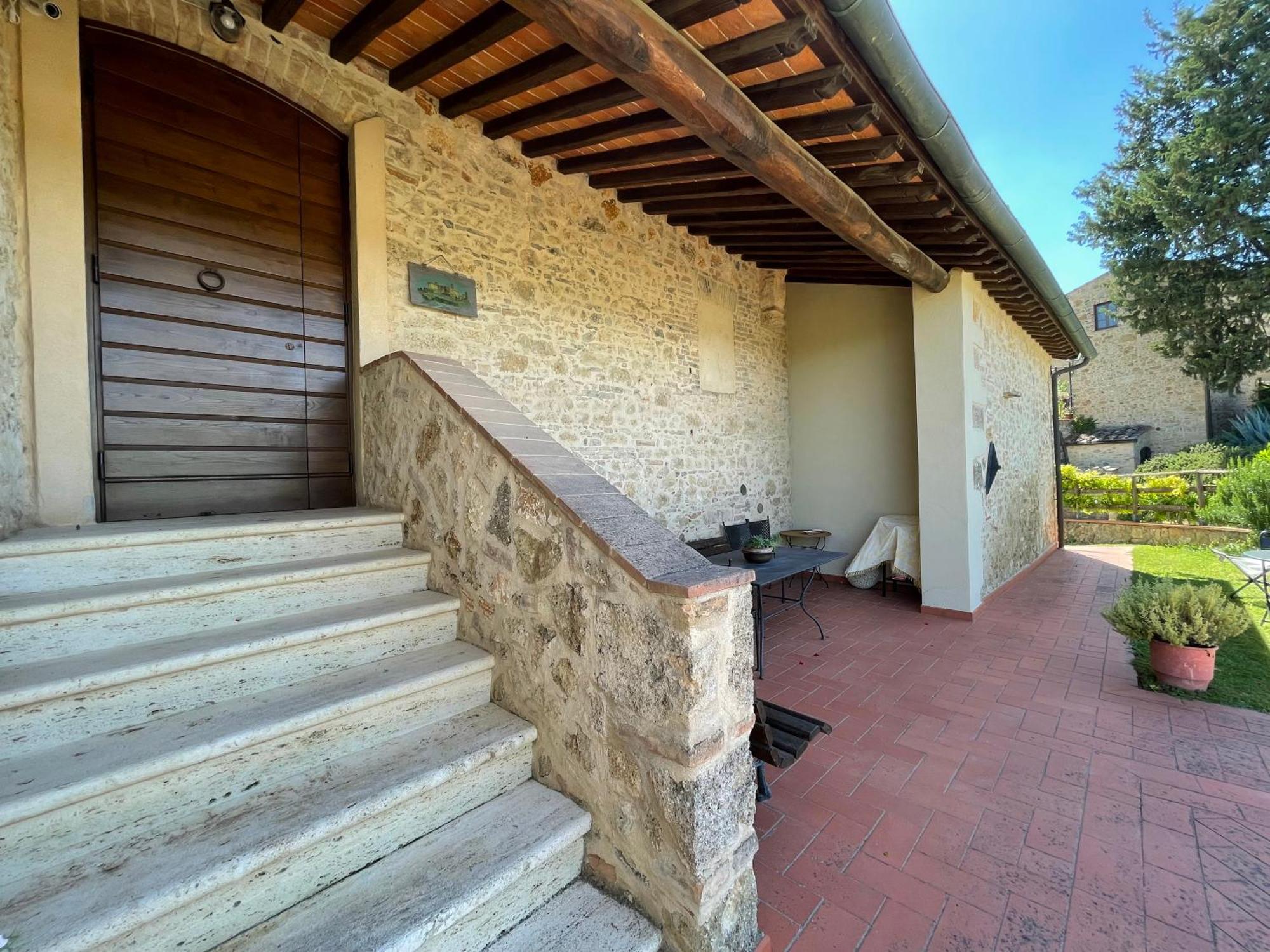 Agriturismo Castello Di Montauto ซานจีมิญญาโน ภายนอก รูปภาพ