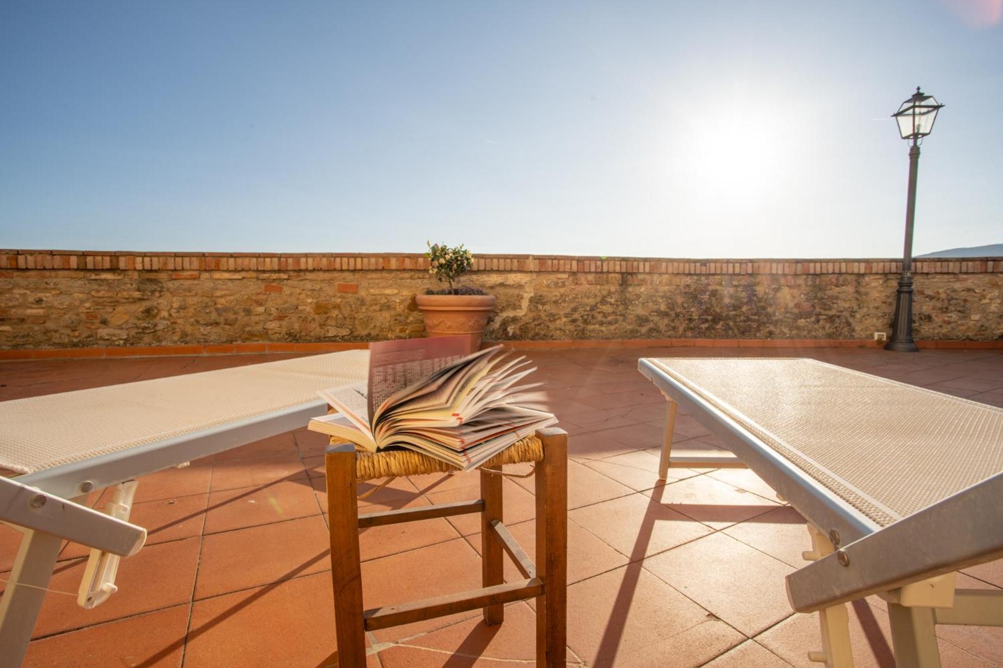 Agriturismo Castello Di Montauto ซานจีมิญญาโน ภายนอก รูปภาพ