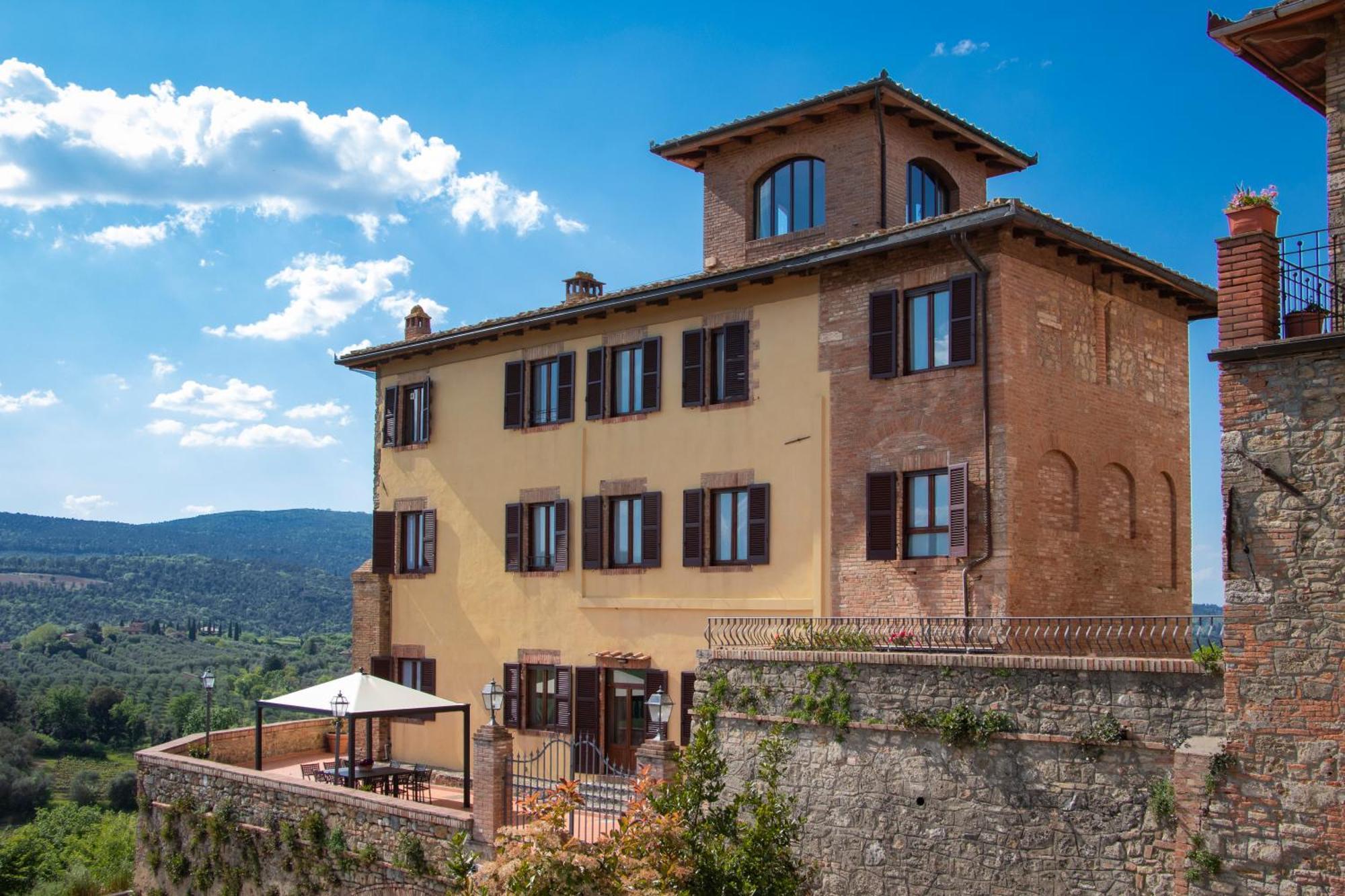 Agriturismo Castello Di Montauto ซานจีมิญญาโน ภายนอก รูปภาพ